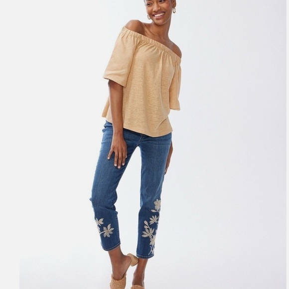 Chico’s 100% linen Elegant Off-Shoulder Tan Top NWT - Picture 2 of 9